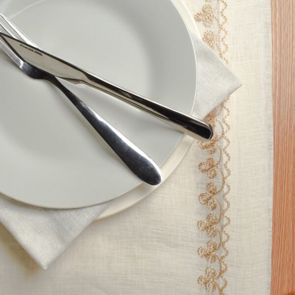 Agabani Tablecloth (toile Italian)